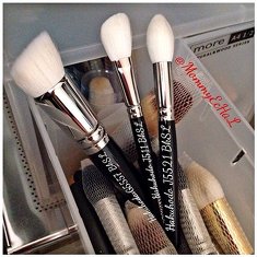 New Comer 💃😂💃 #brushes #hakuhodobrush #brushaddict #makeupjungkie #clozetteid #femaledaily