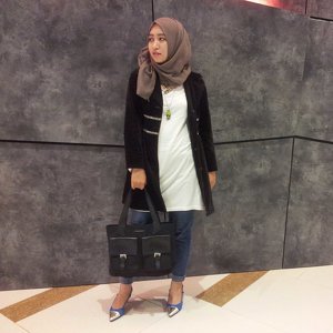my western style with my gorgeous heels from summit 'simple & match'#hijab #ootd #blogger #fashion…