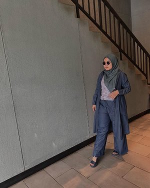 #Repost from Clozetter @sridevi_sdr.

It’s weekend, just home? It’s okay, take a rest and spend your time with your loved 🤗

Tunik & Kulot Jeans from @heaven_lights will be my favorite outfit 😍

#dailyootdwithhl #ootdwithhl #heavenlights #setiabersamahl #clozette #clozetteid #lb #like