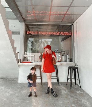 #Repost from Clozetter @yunitaelisabeth91. Red on red ❤️
.
.
.
.
#ootd #cidstreetstyle #clozetteid #lookbook #outfitoftheday #outfitideas #momanddaughter