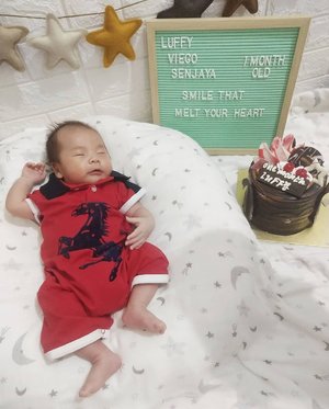 #Repost from Clozetter @carolinekosasi.


Our baby boy is ONE month old today 🎉! Hard to believe how fast time flies.

Luffy like sleeping, milk, snuggling with mommy and play time with dadda 💕.

We love you so much.. Keep healthy my little boy 😘.

Onty uncle follow ya IG nya baby @luffy_viego 🥰.