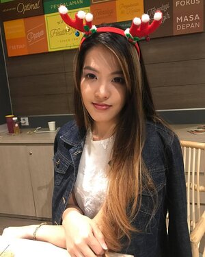 all i want for christmas is YOU

MUA： @joanclyne 
#merrychristmas #Amway #ClozetteID