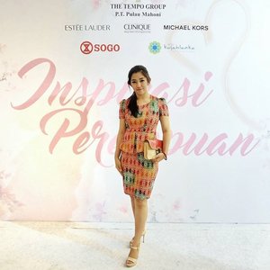 Event Inspirasi Perempuan @lavielash.

Cc : @cliniqueindonesia
@esteelauder @michaelkors 
Using Batik Dress from @salestockindonesia. 
Harga Murah, Kualitas Oke! 👍
#Lavielash #InspirasiPerempuan #ClozetteID