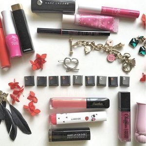 Who loves lippies? We do! And so does #ClozetteINSIDER contributor @the_pinkpotato---who shares her rundown of why lippies are so well loved by our Beauty Community!  Read "Four Reasons Why We Love Lippies" on www.clozette.co/insider (or click the link in our bio)!