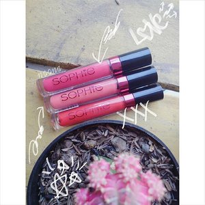 New post! SMLC by Sophie Paris is up on my blog. Link on bio 💕 #smlc #sophieparis #lipcream #blogger #beautybloggerindonesia #bloggerindonesia #beautyblogger #clozetter #clozetteid