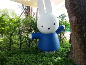 Cilukba.... Little bunny in here

He is so cute...want to hug him 😘😘 #chingutimetrip #chingutime #chingutimeinthailand #travel #thailand #clozetteid