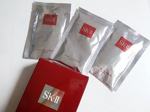 Giveaway time ❤❤❤ SK-II Facial Treatment Mask for 3 winners

1. Follow @withdiandra
2. Repost this image with hastag #withdiandragiveaway
3. Tag to your 3 friend
4. Spam like
5. Comment on this picture (why you want win this?) Noted : -Will be end on February 14th,2016
-Shipping cost will be pay to the winners

#clozetteid #beauty #giveaway #giveawayindo