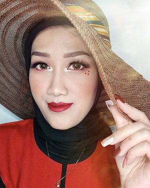 Yang lipstik merah jangan sampe lolos 😆Join #RedBeatsCOVID Challenge! Fight this pandemic by wearing red lipstick because we're all strong together ❤...@getthelookid #GoRougeSignature #JessMakeupLooks #makeup #makeuptutorial #beauty #boldmakeup #beautyblogger #beautybloggerindonesia #tampilcantik #storieid #qupasbeauty #makeuplooks #makeupaddict #makeupjunkie #clozetteid #makeupoftheday #flawlessmakeup #indobeautysquad #indobeautygram #ivgbeauty #indobeautyinfluencer #beautyinfluencer #beautyenthusiast #bccindo #hijabersbeautybvlogger #beautysecretsquadrepost @indobeautysquad @beautybloggerindonesia @hijabersbeautybvlogger @beautysecretsquad @cchannel_makeup_id