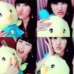 Hellow, its my pippo 💖💖
Si bantal ayam empuk 😋😋 Btw, how about my wig bangs? 🙈🙈🙈 #instapict #instabeauty #instaselfie #selfie #clozetteid #blogger #beautyblogger #instalike #instalove #likes #followme #pillow #yellow