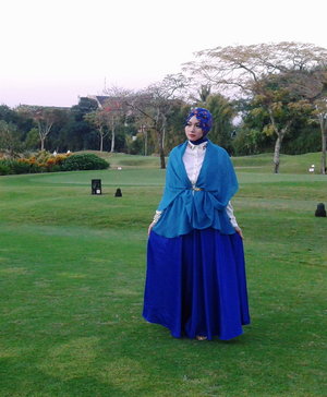 Act like lady and never drop your crown. #ClozetteID #GoDiscover #Hijabfestive #Intotheblue #COTW