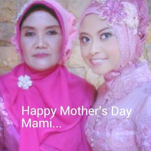 Ibu adalah malaikat tak bersayap. I Love U, Mom.. #MOMnME
