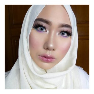 This is my spring makeup 👒💐 #makeup #makeuptutorial #makeupartist #mua #muajakarta #instamakeup #spring #springmakeup #hudabeauty #wakeupandmakeup #atomcarbonblogger #clozetteid #mootd