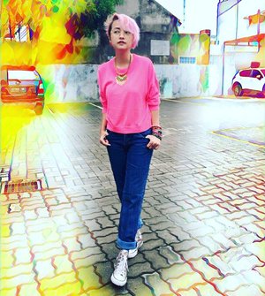 Pinky Go Lucky
.
.
#stylieandfoodie #livelovelifelaughlust #blogger #bloggerceria #tetapsemangat #365post2018 #ootd #clozetteid #stylie #therealoutfitgram #styledaily #dailystyles #streetstyle #realoutfitgram #thestreetograph #looksootd #lookbookindonesia