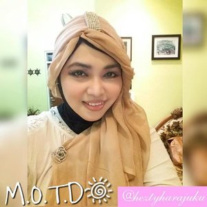 JULY 7th, 2015-------😺😼😺 #heztyharajuku #Jakarta #Indonesia #MOTD #NaturalLook #turban #turbanista #modestfashion #coveredstyle #scarf #scarfstyle #headscarf #kerudung #kreasikerudung 😺😼😺 #OOTD #fashion #style #instafashion #instabeauty #modest #modesty #stylish #clozetteid @clozetteid