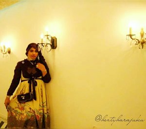 #FLASHBACKSaturday : my #OOTD at #Zalora #Muslim #FashionShow 2015 , I wore #batiktrusmi in #lolitastyle , designed by myself 👠👗👒 #HallofFame #Redcarpet #ClozetteID @clozetteid #fashion #style #stylishmodesty #modestwear #modestfashion #hijabiandfab #hijabista #socialite #instamoment #instafashion #fashiongrammer