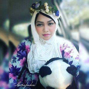 Saturday, August 29th, 2015 ---- #MuslimahTraveler Day 4 : "Mission Accomplish, Let's go home! " 💑💍💐 💐💍💑 When I hug this #Panda from my brother and her fiancee, I feel like... my mission has been accomplished... alhamdulillah! 😉 Now it's time to go home and thinking about my own life lolz. My #OOTDis #fairy in #modestfashion #coveredstyle . I wear a simply #flowerpattern long dress, I bought this at Bringhardjo Market #Yogya... A simply white #instantheadscarf and my #handmade #flowercrown. Tattaraaaa!!... 🌸🌹🌻🌼#scarf #headscarf #traveling #trip #Indonesia #stylishtraveler #travelgrammer #ClozetteID