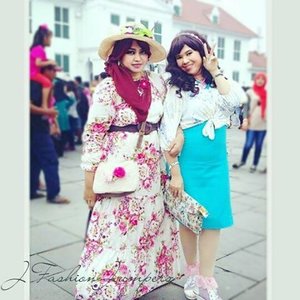 @zaloraid @clozette #Clozette #ClozetteID #HDILAsia #tryanotherlook🌹💜🌹 #flowerpattern #flowerprint #ootd #modestfashion #coveredstyle #scarf #headscarf #fashion #style #modesty #stylish #vintagefashion #vintagestyle #instafashion #hijabstyle #hijabindonesia #scarfstyle  #kotatuajakarta #jakartastreetstyle #MuslimahTraveler #kawaiistyle #stylishtraveler #OOTD #gyaru #gaijingyaru #ギャル