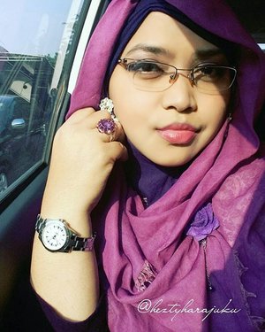 Happy morning.... 💖🌹🐾👑 #MOTD #hootd #ClozetteID @clozetteid #modestfashion #fashion #style #modestwear #modesty #stylish #coveredstyle #headscarf #glasses #instabeauty #headscarf #grace #hijabstyle #hijabindonesia