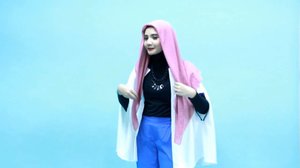 Tutorial Hijab Zaskia Sungkar Praktis Ke Kantor - YouTube#WearItPink Hijab