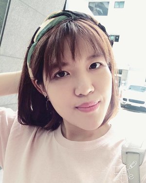 When in Seoul, take a selfie like a Korean 👻💕💕
.
.
.
#ameinseoul. #seoulbound #shamelessselfie #hairoftheday #ClozetteID