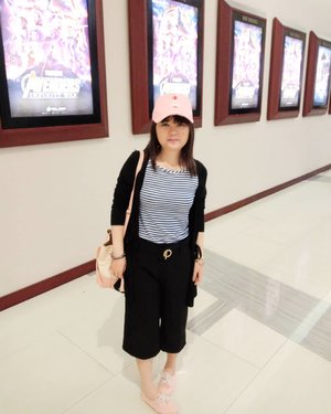 When I feel so thin but I know I am not 😂😂😂...
Great Sunday with Avengers Infinity War 😍😍😍
.
.
.
#avengers#infinitywar#avengersinfinitywar#clozette#clozetteid#fashion#lifestyle#ootd#outfitoftheday#etcetera#colorbox#miniso#vnc#cinemaxxi#centrepoint#medan#instaphoto#instalike#potd#picoftheday#pictureofthday#like#likeforlike#blogger#funniestling#great#sunday