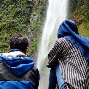 Good Morning! ☀
.
.
.
.
.
#ClozetteID #Couple #l4l #fff #waterfall #travelblogger
