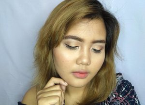 Halo, look aku untuk #B3collab kemarin bareng #bandungbeautyblogger
Detailnya biasa cek di www.cyanophytaa.com atau klik link di bio yah. .
.
.
.
#clozette #clozetteid #clozetter #beauty #makeup #mymakeup #holidaymakeup #makeupcollaboration #beautyblogger #beautyblogerbandung #motd #makeupoftheday #beautyblogger #beautybloggerid #bloggerceria #bloggerperempuan #bloggerindonesia #blogger #indonesianbeautyblogger