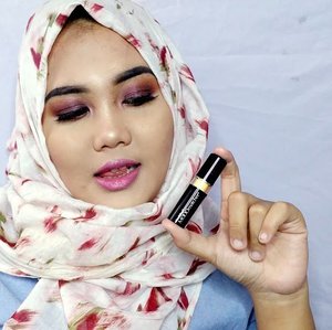 Aku habis bahas @moodmatcherindonesia lipstick ajaib yang bisa berubah warna sesuai dengan pH kulit. 
Buat kalian yang pengen lipstick tahan lama, gak kering dibibir dan nyaman dipakai mampir ke www.cyanophytaa.net atau klik link di bio. 
#Moodmatcher #moodmatcherindonesia #moodmatcherxbdgbb #clozette #clozetteid #bandungbeautyblogger #indonesianbeautyblogger #beautybloggerid #tribepost