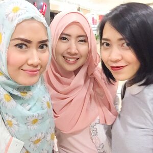 Meet Up & Lunch with Cousin 👭👯 #ClozetteId