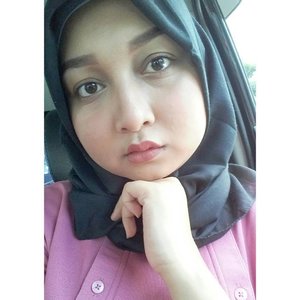Selamat bermalam-minggu.
Saya bermalam minggu di perjalanan Bandung - Jakarta, semoga menyenangkan ya.

Kalau kamu, ke mana? .
.
.
.
.
.
.#instabeauty #MOTD #makeupoftheday  #elzattahijab #sayapakaielzatta #instagram #clozetteid #fdbeauty #makeup #beauty #hijab #blogger #bloggerperempuan #bloglovin #blogilates #daukyfriends