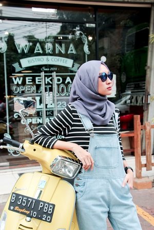 sunglasses with overall denim and stripes shirt. much love!