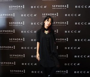 Pardon a little blurry on my face. I'm so excited to attending @sephoraidn and @beccaxosmetics Exclusive Launch
#SephoraIDxBecca #clozetteid
