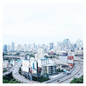 View from apartement #wheninBangkok
#triptobkk .
#clozetteid
#travel
#travelwithcynda