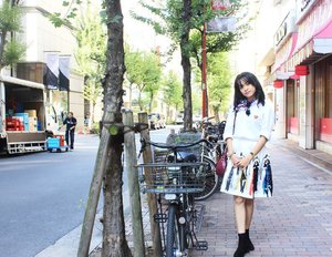 Happy Sunday all💕💕💕Hari ini aku dan teman2 yang lain bakalan ke tempat2 yang lebih seru di Jepang! Ga sabar😬😬😬@pixycosmetics @fimeladotcom 📷 by @windanasari 😘....#pixybeautytrip #pixybeautytrip2 #tokyobeautytrip #pixytokyobeautytrip2  #clozetteid  #travel #travelwithcynda #beautyblogger #bloggerjakarta #blogger #triptotokyo #Fimelahood
