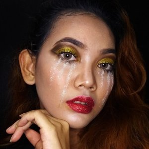 It hurts,
but it's ok...
I'm used to it.
#kbbvxbiellelash #kbbvglitterforce
.
.
.
#bvloggerid #beautiesquad #indobeautyinfluencer #clozette #clozetter #clozetteID #beauty #makeup #beautyblogger #beautybloggerindonesia #indobeautyblogger #makeuptutorial #tutorialmakeup #indovidgram #indobeautygram #indobeautyvlogger #ivgbeauty #ibv_sfx #youtubersindonesia 
#indobeautygram #internationalbeautygram #undiscoveredmuaa #undiscovered_muas #thehorrorhub #ibvsfx #muasocial #fiercesociety