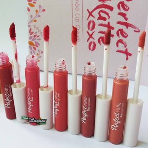 Aplikator lip cream dari @fanbocosmeticsReview lengkap di www.titahsanjana.com atau bit.ly/2u6QJyB.1 -- > Dramatic Red 2 -- > Upbeat Fucshia3 -- > Cheerfull Pink4 -- > Warm Latte5 -- > Defined Nude.#clozetteid#ClozetteID #titahsanjana #beautybloggerindonesia #bloggermafia #setterspace #beautiesquad #kbbvmember #fanbolipcream #fanbokosmetik #sociollablogger #indobeautysquad #indobeautyblogger