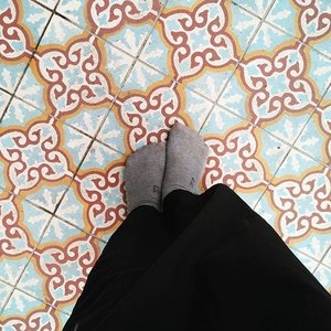 Yes, I also do wonder why I could be this crazy and brave. But girl, I'm Safira Nisa. 
#clozetteid #cutefloor #centralmarket #kualalumpur #shagoingplaces #patterns