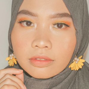 2019.Hey, let's practice more. Let's do more things than just thinking and planning. 💛..#clozetteid #izone #starclozetter #sociollabloggernetwork #maybelline #nyxcosmetics #colourpop #yesplease #loreal #getthelook #makeup #makeuplook #hijabimakeup #yellowmakeup #yellowshadow #lorealinfallible #softglam #makeupsendiri #selfmakeup #undiscovered_mua #makeoverid  #beautiesquad #kbbvmembervmember