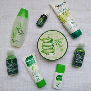 Without I realizing, my #skincaresquad became all-green. Hoping my skin will become 'green' too! Ahahah 😋 🎈
🎈 
#skincareroutine #ClozetteID #BeautyandFashion #skincare #green #tbs #acnes #naturerepublic #himalayaherbals #viva #aromatica #starclozetter
