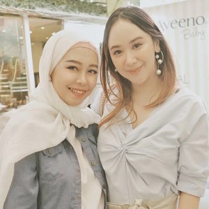 Still on yesterday event with these lovely lady @puchh Nice to meet you kak 💕#clozetteid #aveenobaby #aveenoxmothercare #photo #photos #pic #pics #socialsteeze #picture #pictures #snapshot #art #beautiful #instagood #picoftheday #photooftheday #color #all_shots
