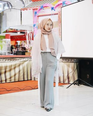 The outer I made by myself. It's also "La Vie en Rose" series. Try this for casual look or party look. #vsco #vscocam #fashiondesigner #clozetteid