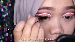 Happy saturday💓Products:- @nyxcosmetics_indonesia Total Control Drop Foundation - Natural- Pond’s BB Magic Powder- @mizzucosmetics Brow Wow - Mild Shade- @focallure Your Favors 18 Eyeshadow Palette - Bright Lux- Beauty Glazed - Pressed Glitter- @nyxcosmetics_indonesia White Liquid Liner- @maybelline @runwaytosideway V-Face Blush Contour - Peach- @beautycreations.cosmetics Scandalous Glow- @nyxcosmetics_indonesia Butter Lipstick - Snack Shake Cantine