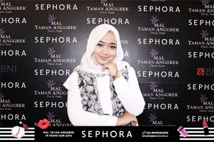 Throwback. Another beauty heaven just landed safely at Mall Taman Anggrek. Congratulations Sephora!