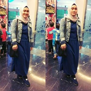 Keukeuh #ootd dengan muka bengep baru sembuh ✌ #latepost Ini aku pakai dress dari @vaastu.id karena pake jaket jeans jadi ga keliatan, detailnya menyusul ya 💋  #clozetteid #clozettedaily #clozettehijab #ootdindo #hijabstyleindonesia #stylediary #fashionbloggers #bloggers #hijabootdindo #socialmediaqueen #andiyanipics