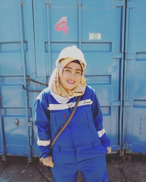 Berhubung stock foto jalan-jalan #JelajahEnergiCirebon masih banyak dan sayang kalo enggak di post (alah, lame excuse 😋✌🏻) jadi posting aja deh. 
#ClozetteID #lifestyleblogger #socialmediamom #mommyblogger #hijabstyle #hijabisa #hijabi #hijabfashion
