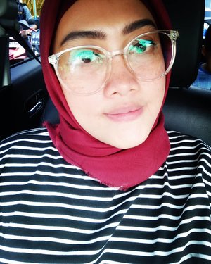Can you spot my freckles? 😁 #clozetteid #selfie #stylediary #hijab #frecklesonfleek #frecklesmakeup #freckles #makeuponfleek #andiyaniachmad #lifestyleblogger #socialmediaqueen