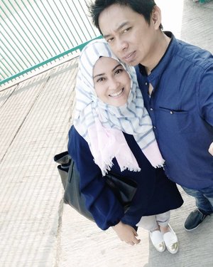 Pak suami kalo poto berdua susah banget senyum 😅

#marriedlife #stylediary #andiyanipics #idulfitri2016 #iedmubarak1437h #love #selfiee #takenbyoppo #happyholidays #clozetteid