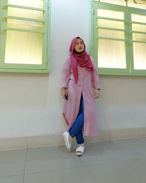 It’s ok to feel nothing for a while. Especially after feeling everything for what felt like forever then, and nothing now.#stylediary #quoteoftheweek #ootdindo #clozetteid #clozettehijab #bloggerstyle #andiyanipics #fashionpeople #tapfordetails #hijablook #aboutalook