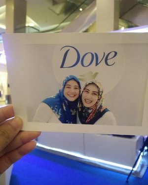 Life is so funny, like a year a go I only know her through her social media and blog, but now  accidentally she is becoming a closest friends yet a sister. That's why we have this tagline "from Strangers to Sisters". 😍😍 How about you? Come on share your sisterhood story too and follow with hashtag #sempurnakandengandove 💕 
#clozetteid #friendship #sisterhood #mommyblogger #mysquadisbetterthanyours #sisterhoodstory #socialmediaqueen