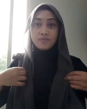 Tutorial hijab using shawl from @rashawl, hope you like it 🙏#hijabtutorial #hijabtutorialbyme #videohijabtutorial #stylediary #clozetteid #clozettehijab